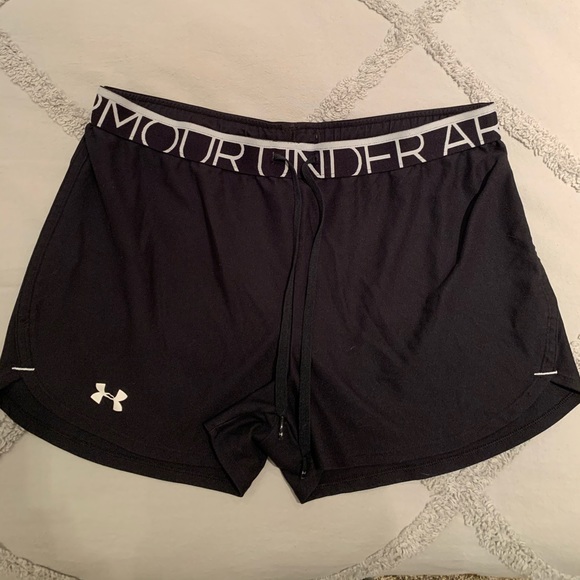 Under Armour Pants - Black Under Armour Shorts